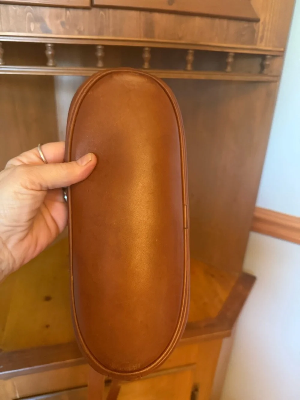 Coach vintage leather  saddle-style crossbody bag - Picture 5 of 16